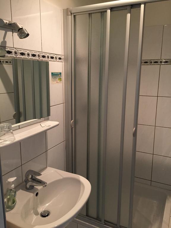 Hotel Restaurant Zagreb Köln Phòng bức ảnh