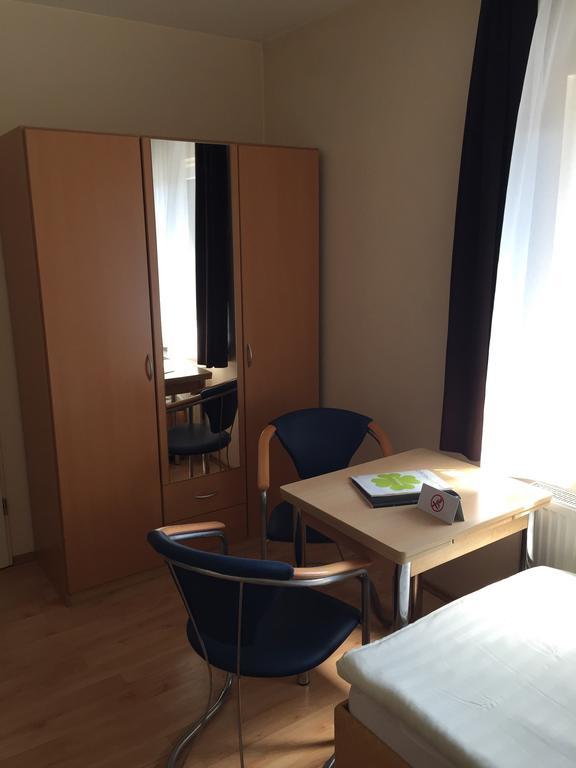 Hotel Restaurant Zagreb Köln Ngoại thất bức ảnh