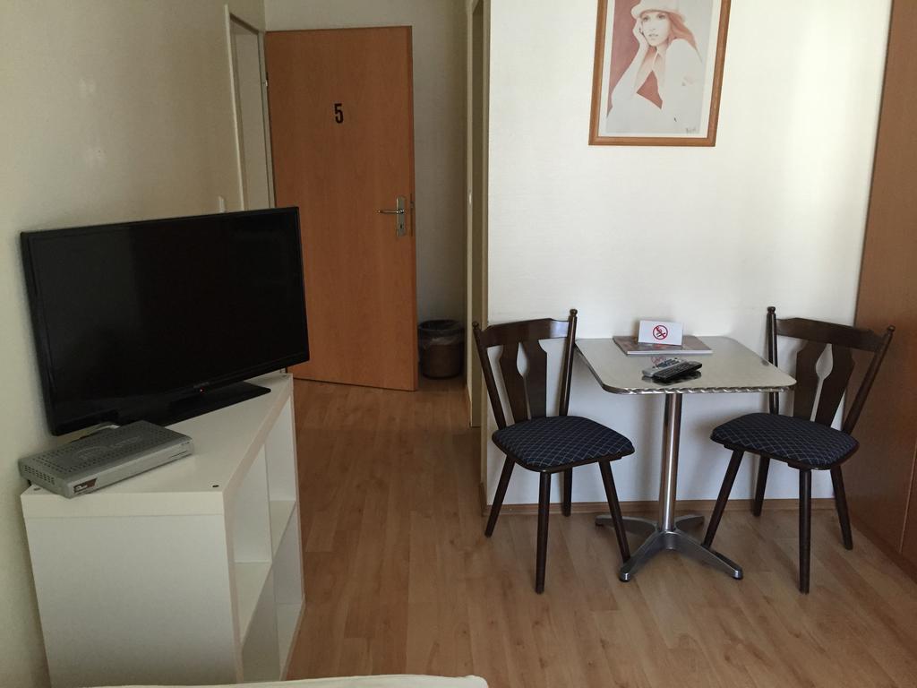 Hotel Restaurant Zagreb Köln Phòng bức ảnh